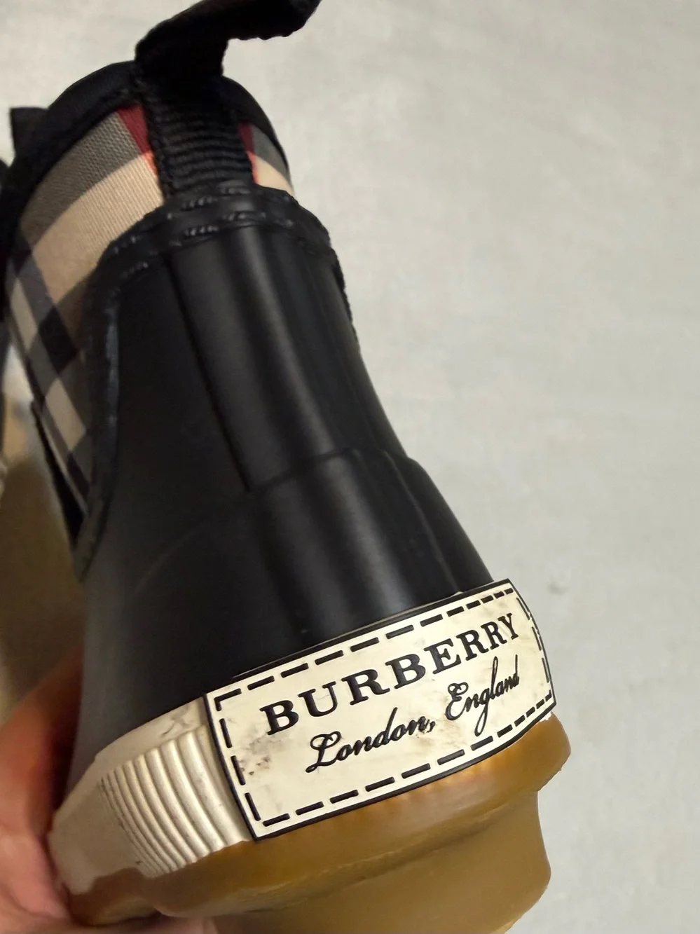 Burberry Vintage Check Neoprene and Rubber Rain Boots Toddler Girls size 7